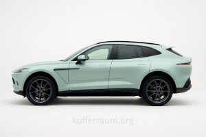 Aston Martin DBX